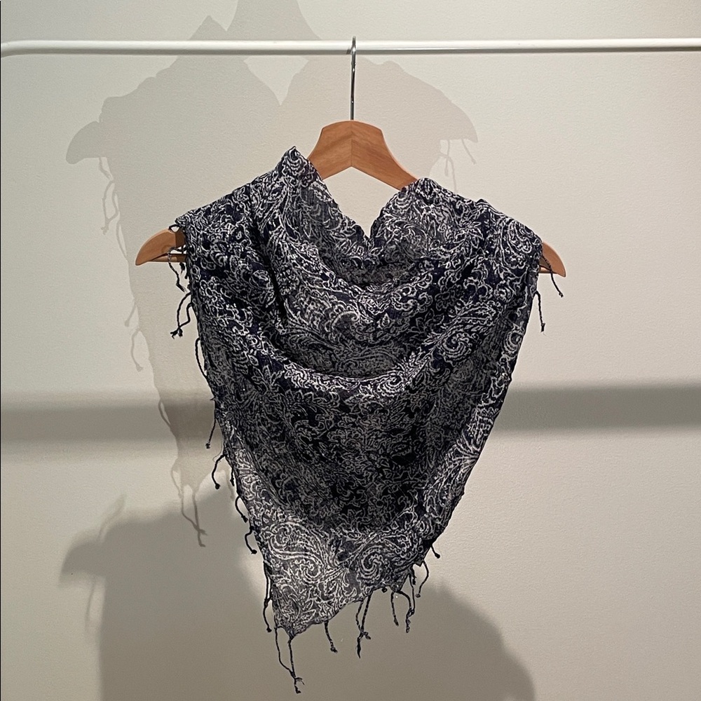 NWOT AE Paisley Lurex Square Scarf in Harbour Blue